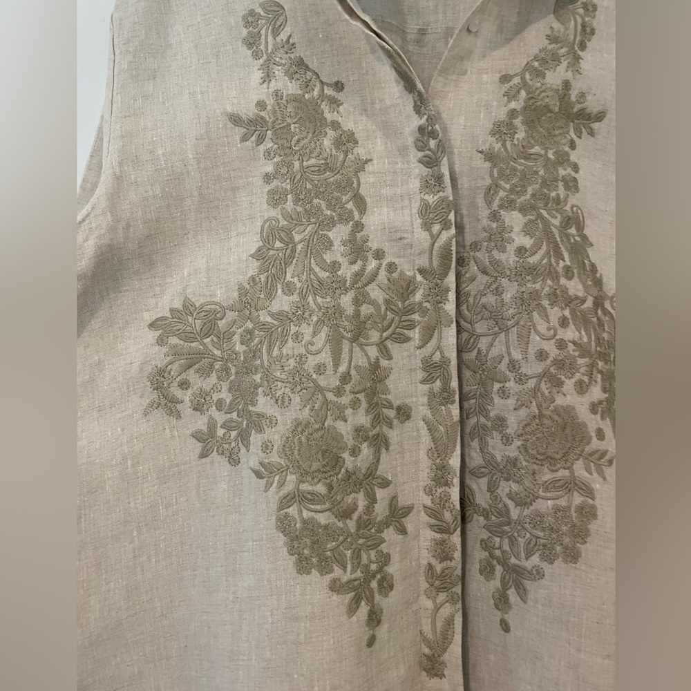 Embroidered Linen button down - Picture 2 of 3
